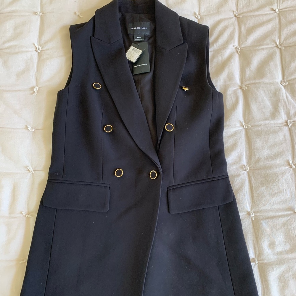 Club Monaco vest